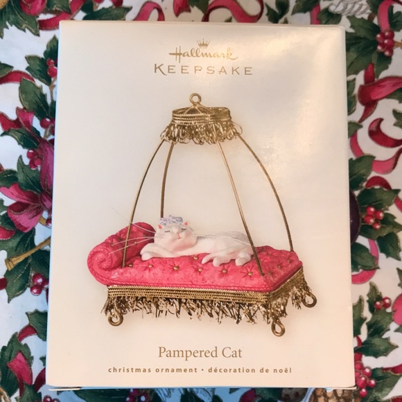 Pampered Cat ornament - Picture 2 of 8